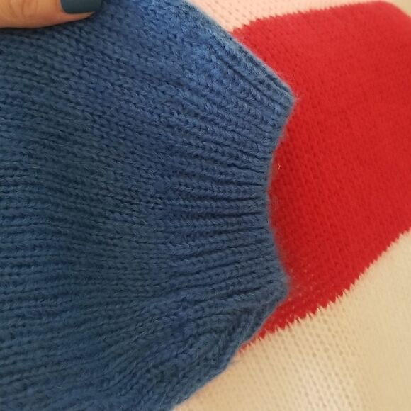 Long Sleeve Stripe Sweater M/L - Picture 4 of 9